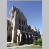 Abbaye de la Trinité de Fécamp, photo Parsifall, Wikipedia, transept sud.jpg